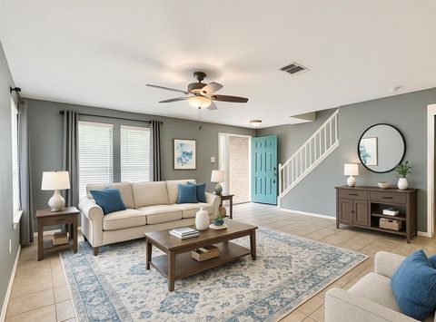 Photo of 2204 Desco DR, Austin, TX 78748 (MLS # 6634132)