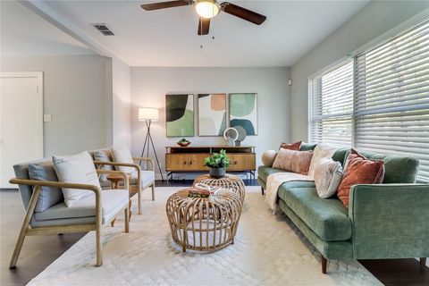 Tiny photo for 4810 Creekwood RD, Austin, TX 78723 (MLS # 6590024)