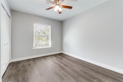 Tiny photo for 4810 Creekwood RD, Austin, TX 78723 (MLS # 6590024)