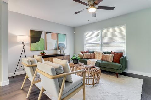 Tiny photo for 4810 Creekwood RD, Austin, TX 78723 (MLS # 6590024)