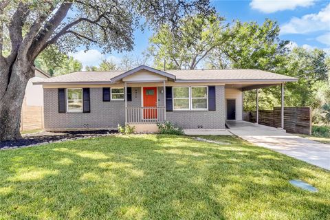 Photo of 4810 Creekwood RD, Austin, TX 78723 (MLS # 6590024)