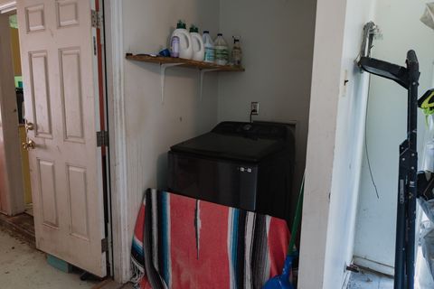 Tiny photo for 1305 Larkspur RD, Austin, TX 78758 (MLS # 6164660)