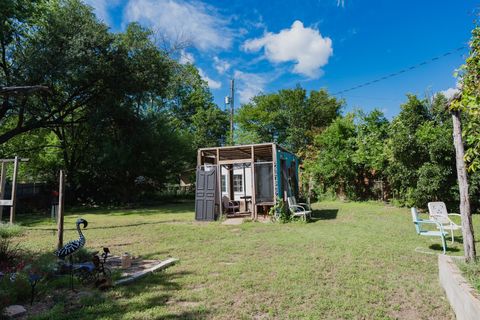 Tiny photo for 1305 Larkspur RD, Austin, TX 78758 (MLS # 6164660)
