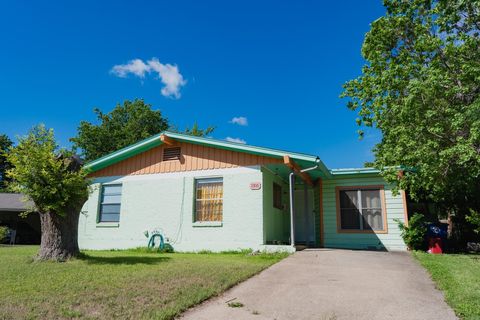 Tiny photo for 1305 Larkspur RD, Austin, TX 78758 (MLS # 6164660)