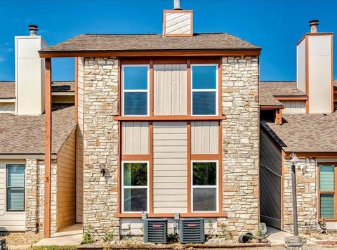 Photo of 3 Cypress Fairway VLG, Wimberley, TX 78676 (MLS # 3360765)