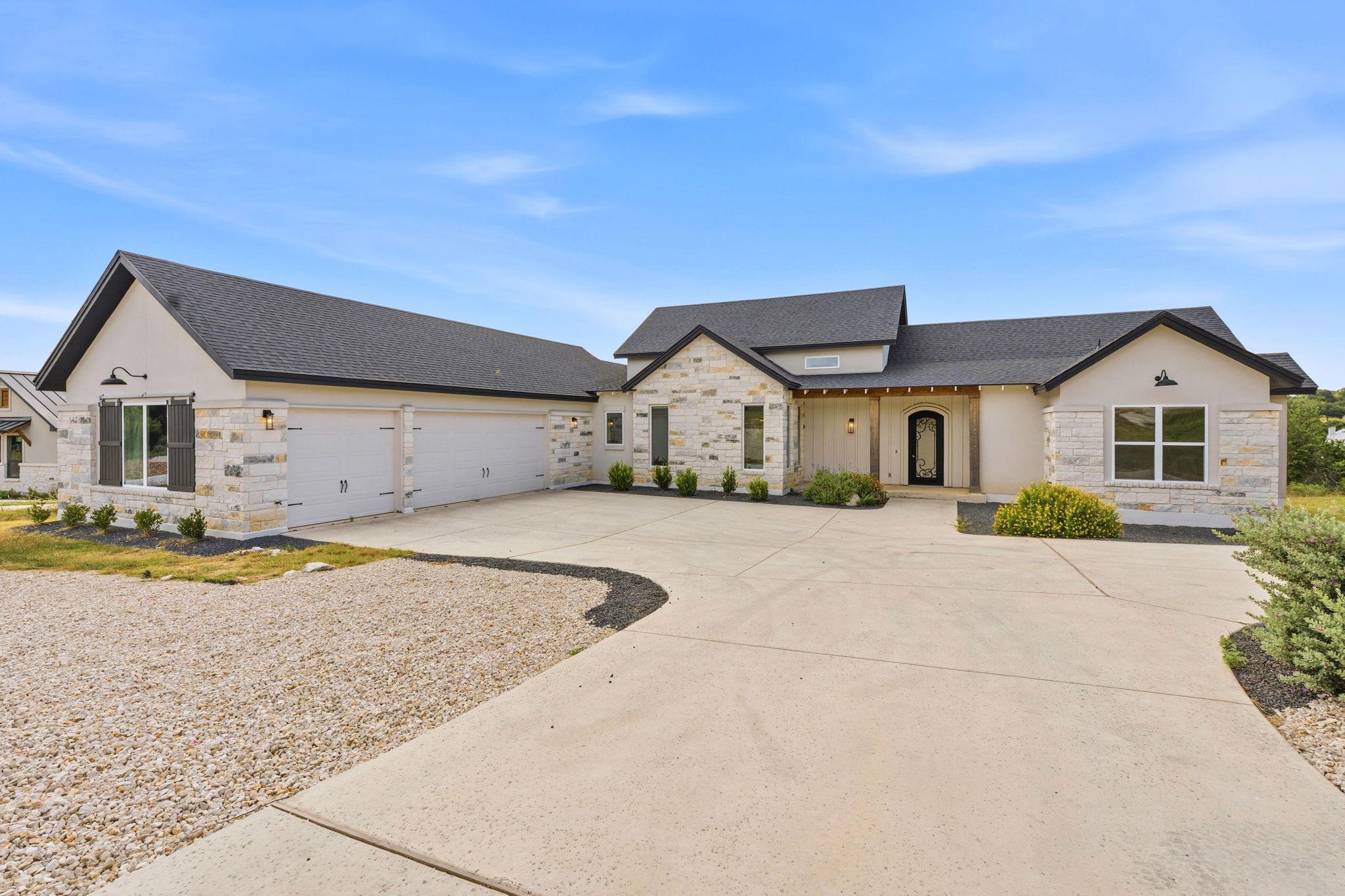 1326 Via Principale DR