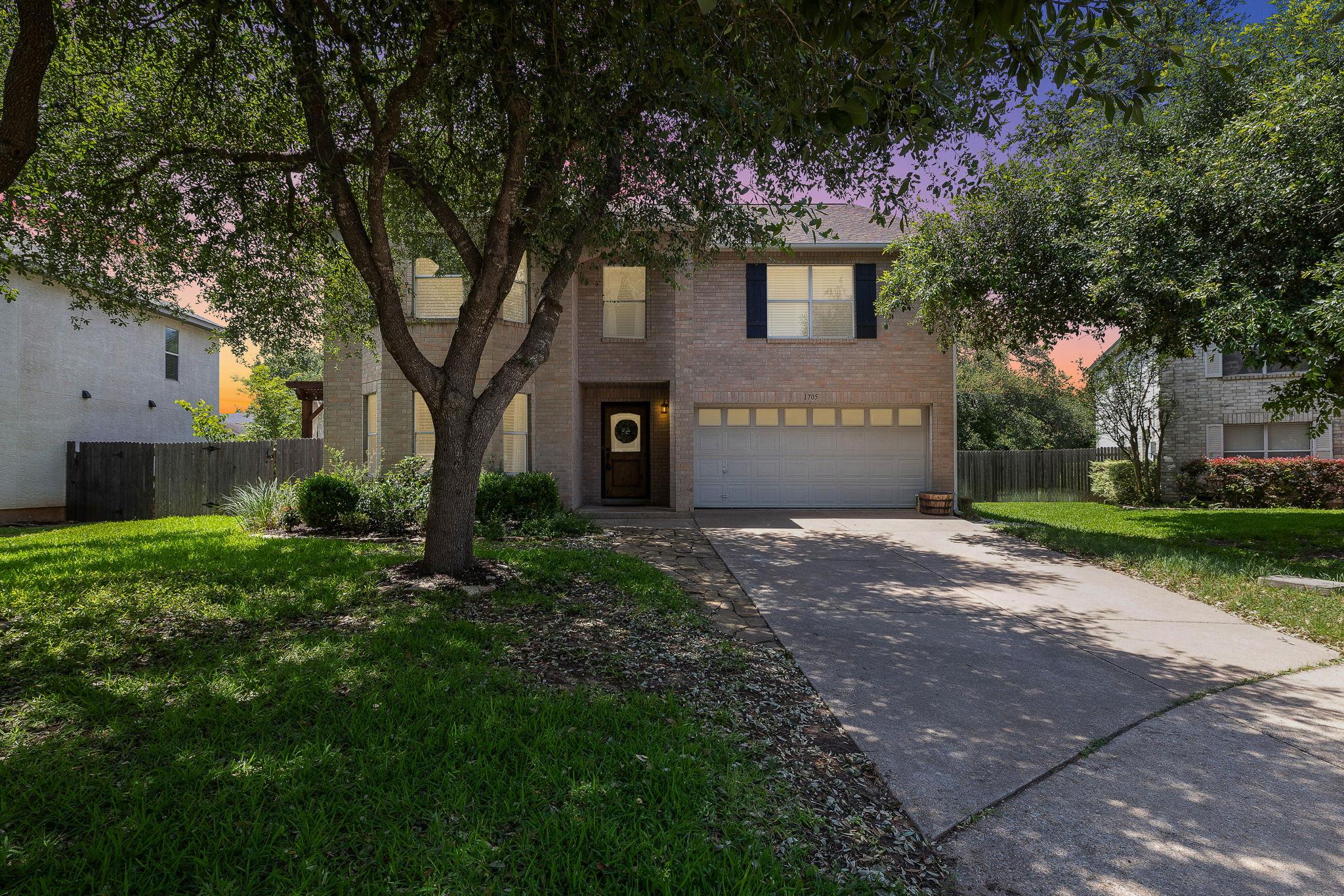 1705 Chinati CT