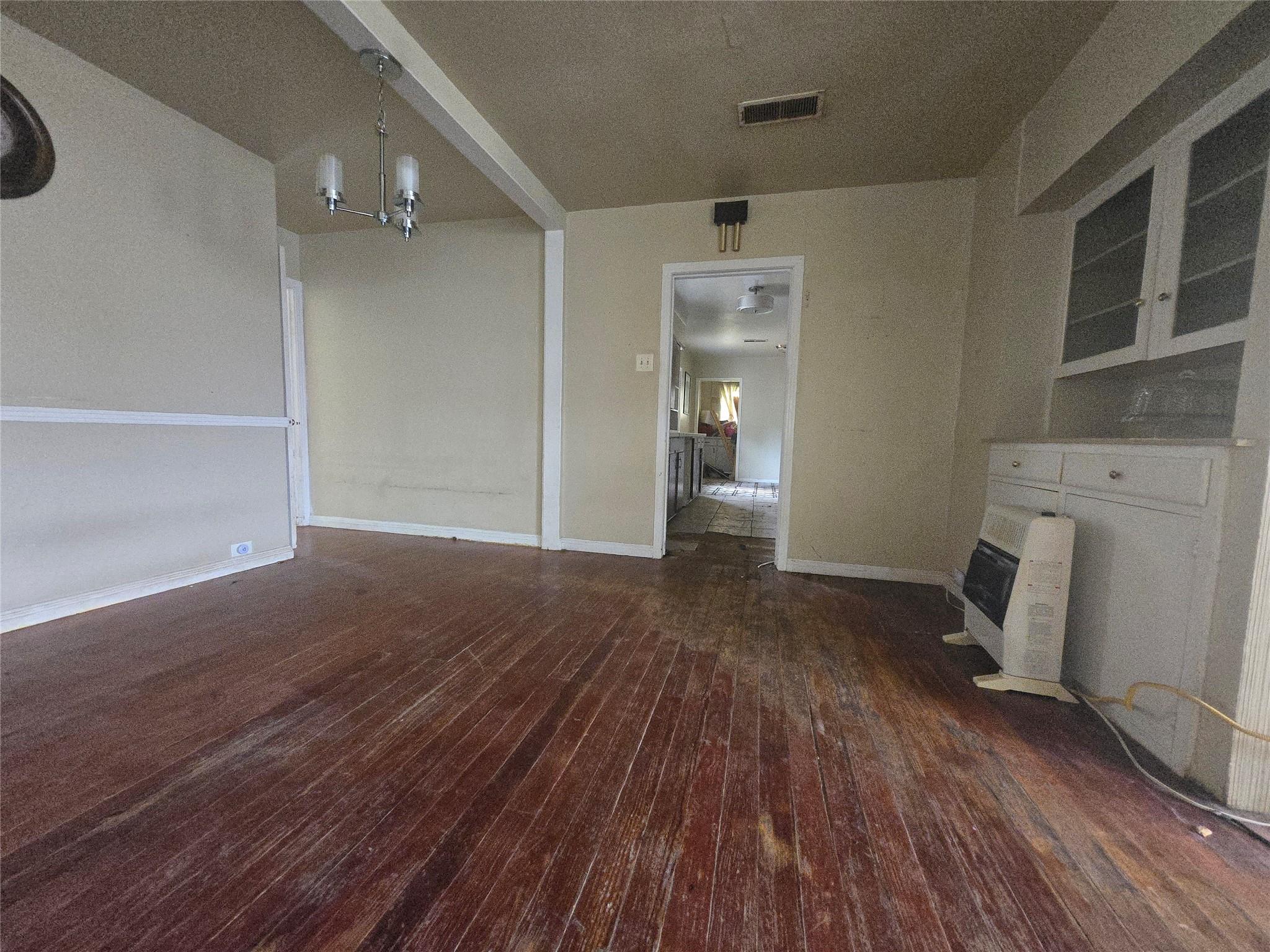 121 E Guadalupe ST