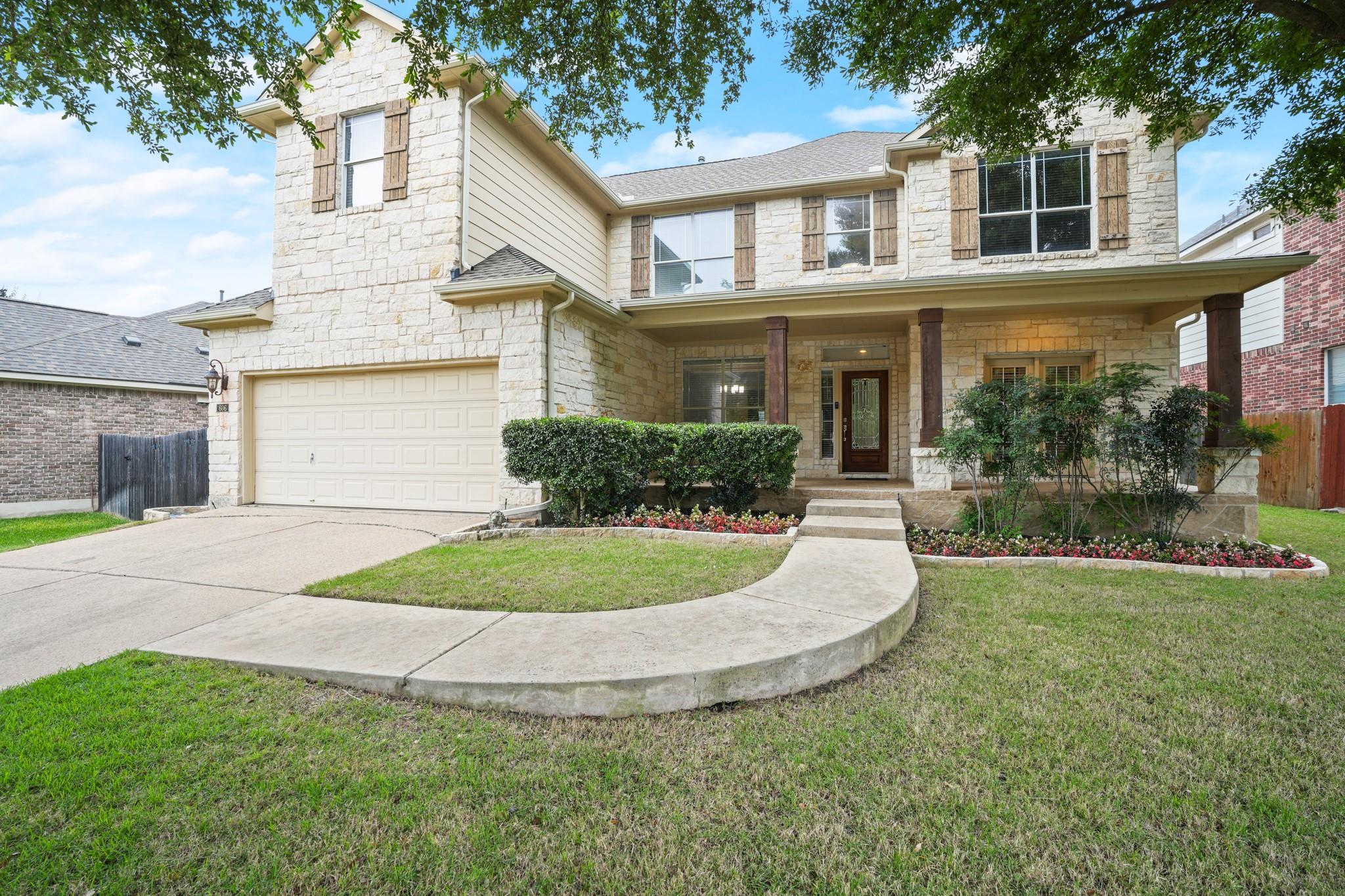 606 Victoria DR