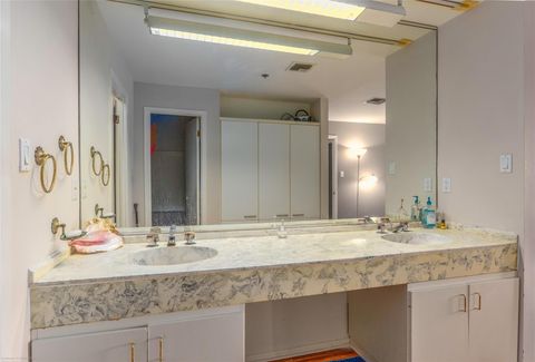 Tiny photo for 40 N Interstate 35 Highway #6C1, Austin, TX 78701 (MLS # 1105828)