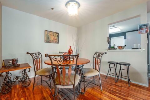 Tiny photo for 40 N Interstate 35 Highway #6C1, Austin, TX 78701 (MLS # 1105828)