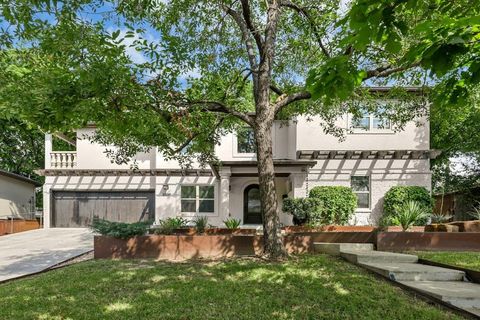 Photo of 2307 Alta Vista Ave, Austin, TX 78704 (MLS # 8411444)