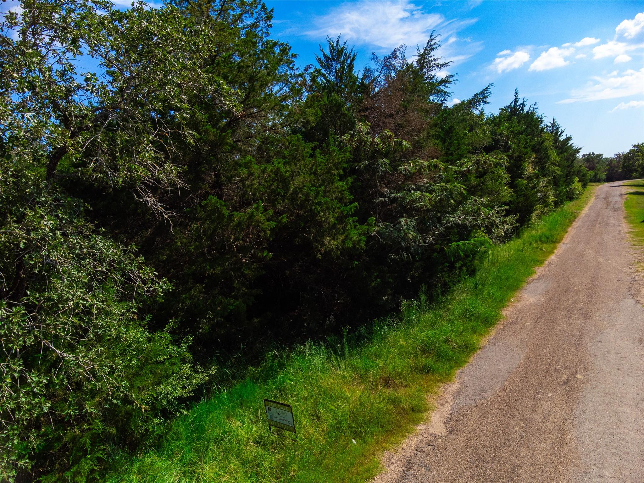 lot 92 Lois LN E