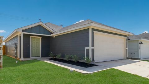 Photo of 220 Garcia ST, Buda, TX 78610 (MLS # 2544896)