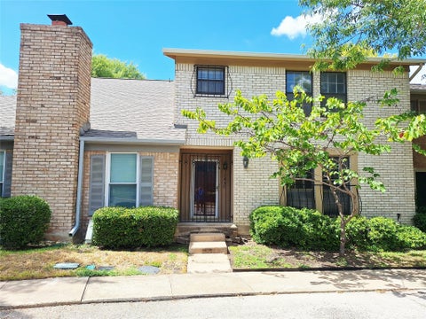 Photo of 1839 CORONADO HILLS DR, Austin, TX 78752 (MLS # 4772244)