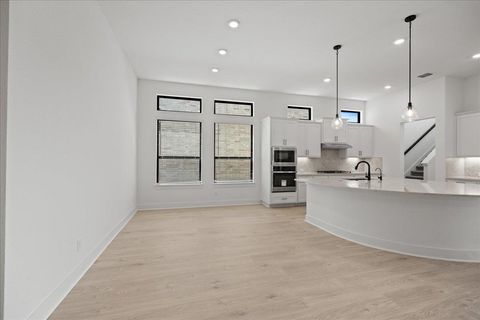 Tiny photo for 18725 Brady Clearing DR, Austin, TX 78738 (MLS # 9264609)
