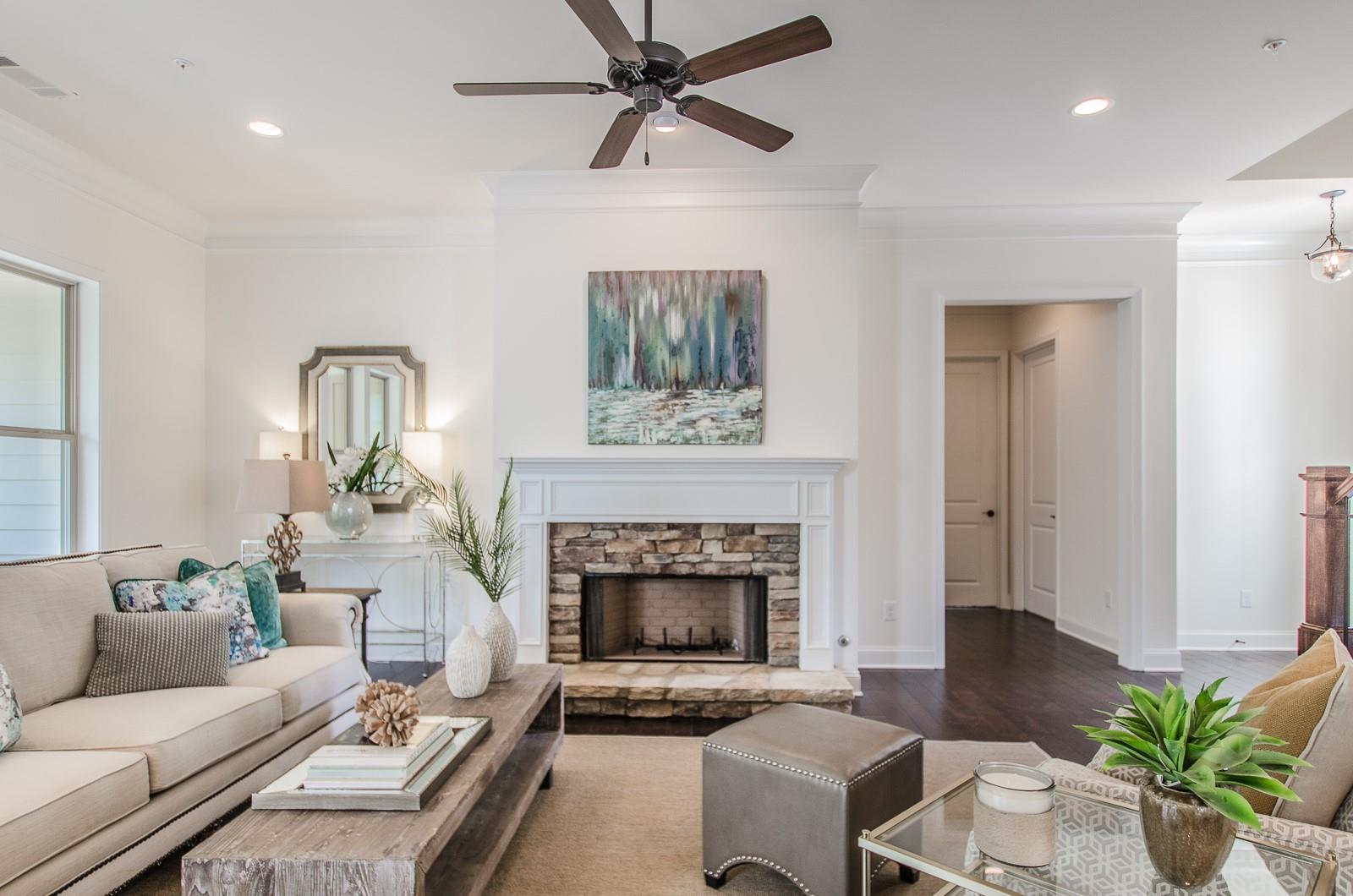 1712 Demi John Bend RD