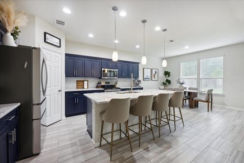 Photo of 10053 Aly May DR, Austin, TX 78748 (MLS # 2178270)