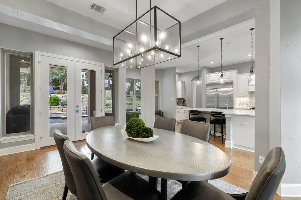 320 Bisset CT