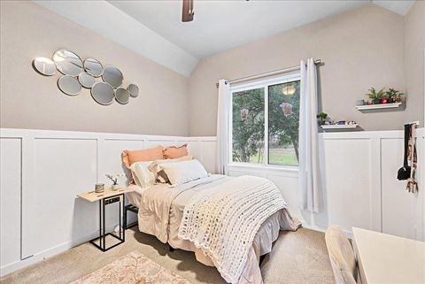 Tiny photo for 19506 Inverness DR, Spicewood, TX 78669 (MLS # 5082857)