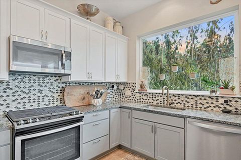 Tiny photo for 19506 Inverness DR, Spicewood, TX 78669 (MLS # 5082857)