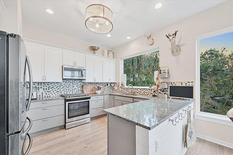 Tiny photo for 19506 Inverness DR, Spicewood, TX 78669 (MLS # 5082857)