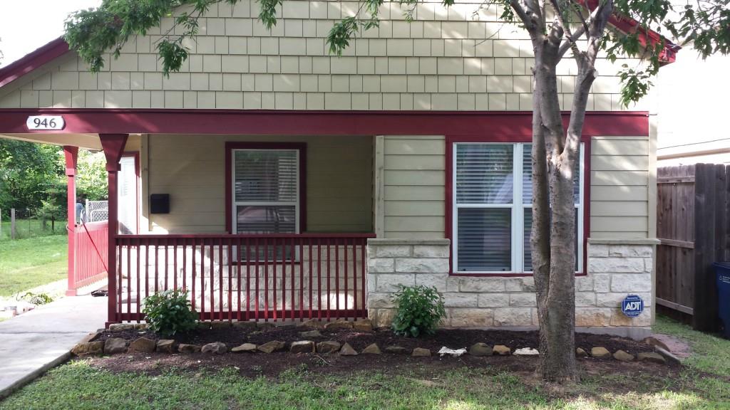 Photo 1 of 16 — 946 E 53rd ST, Austin, TX 78751