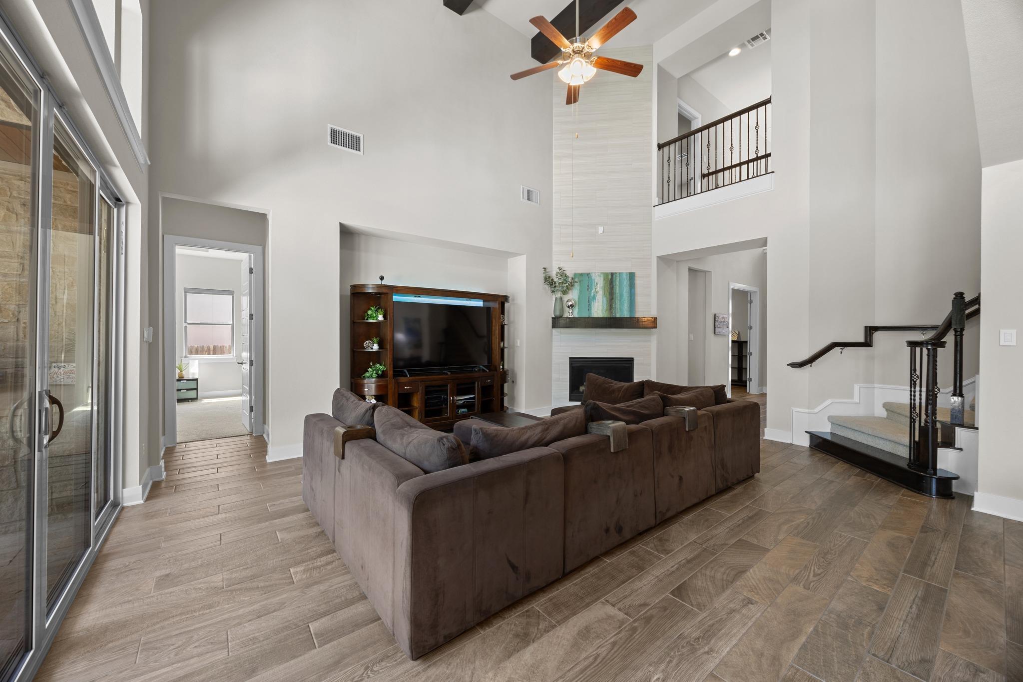 4033 Anderson Bluff DR