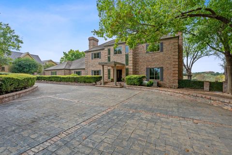 Photo of 27030 Masters PKWY, Spicewood, TX 78669 (MLS # 6677304)