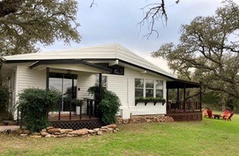 A home in Burnet