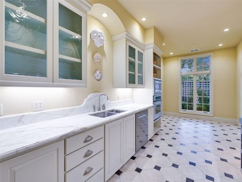 Tiny photo for 104 McConnell DR, Austin, TX 78746 (MLS # 5036654)