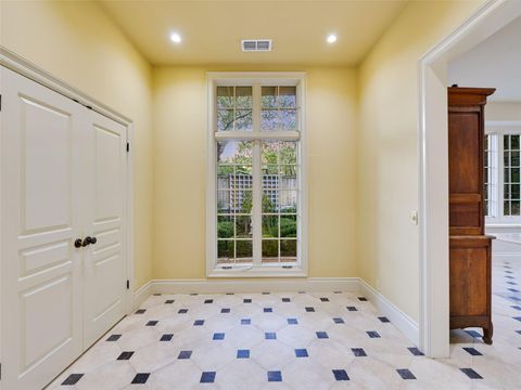 Tiny photo for 104 McConnell DR, Austin, TX 78746 (MLS # 5036654)