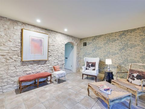 Tiny photo for 104 McConnell DR, Austin, TX 78746 (MLS # 5036654)