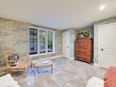 Tiny photo for 104 McConnell DR, Austin, TX 78746 (MLS # 5036654)