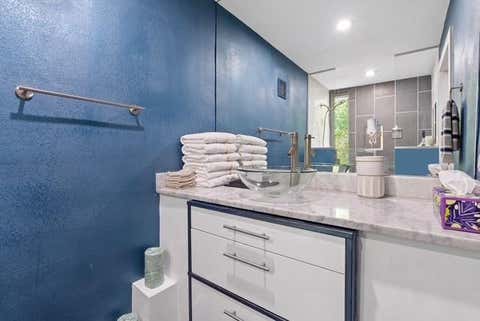 Tiny photo for 13204 Onion Creek DR, Manchaca, TX 78652 (MLS # 9008139)