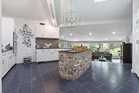 Tiny photo for 13204 Onion Creek DR, Manchaca, TX 78652 (MLS # 9008139)