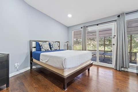 Tiny photo for 13204 Onion Creek DR, Manchaca, TX 78652 (MLS # 9008139)
