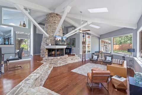 Tiny photo for 13204 Onion Creek DR, Manchaca, TX 78652 (MLS # 9008139)