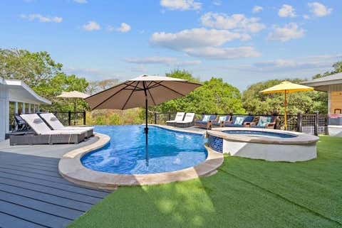 Tiny photo for 13204 Onion Creek DR, Manchaca, TX 78652 (MLS # 9008139)