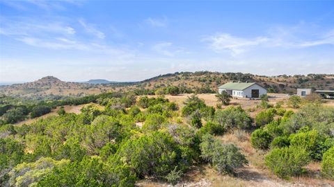 2027 FM 1376 Boerne TX 78006
