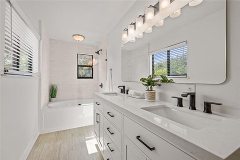 Tiny photo for 19645 Lakehurst LOOP, Spicewood, TX 78669 (MLS # 9880395)