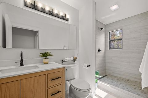 Tiny photo for 19645 Lakehurst LOOP, Spicewood, TX 78669 (MLS # 9880395)