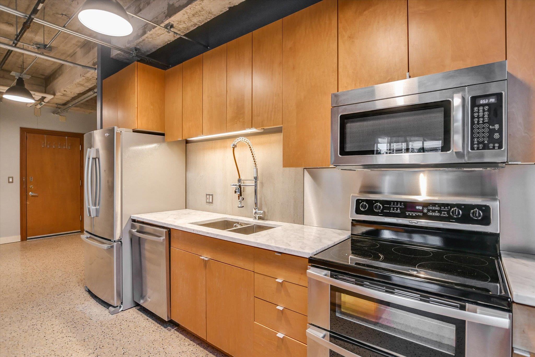 Austin, Texas 78701, United States, 1 Bedroom Bedrooms, ,1 BathroomBathrooms,Residential,Active,232052