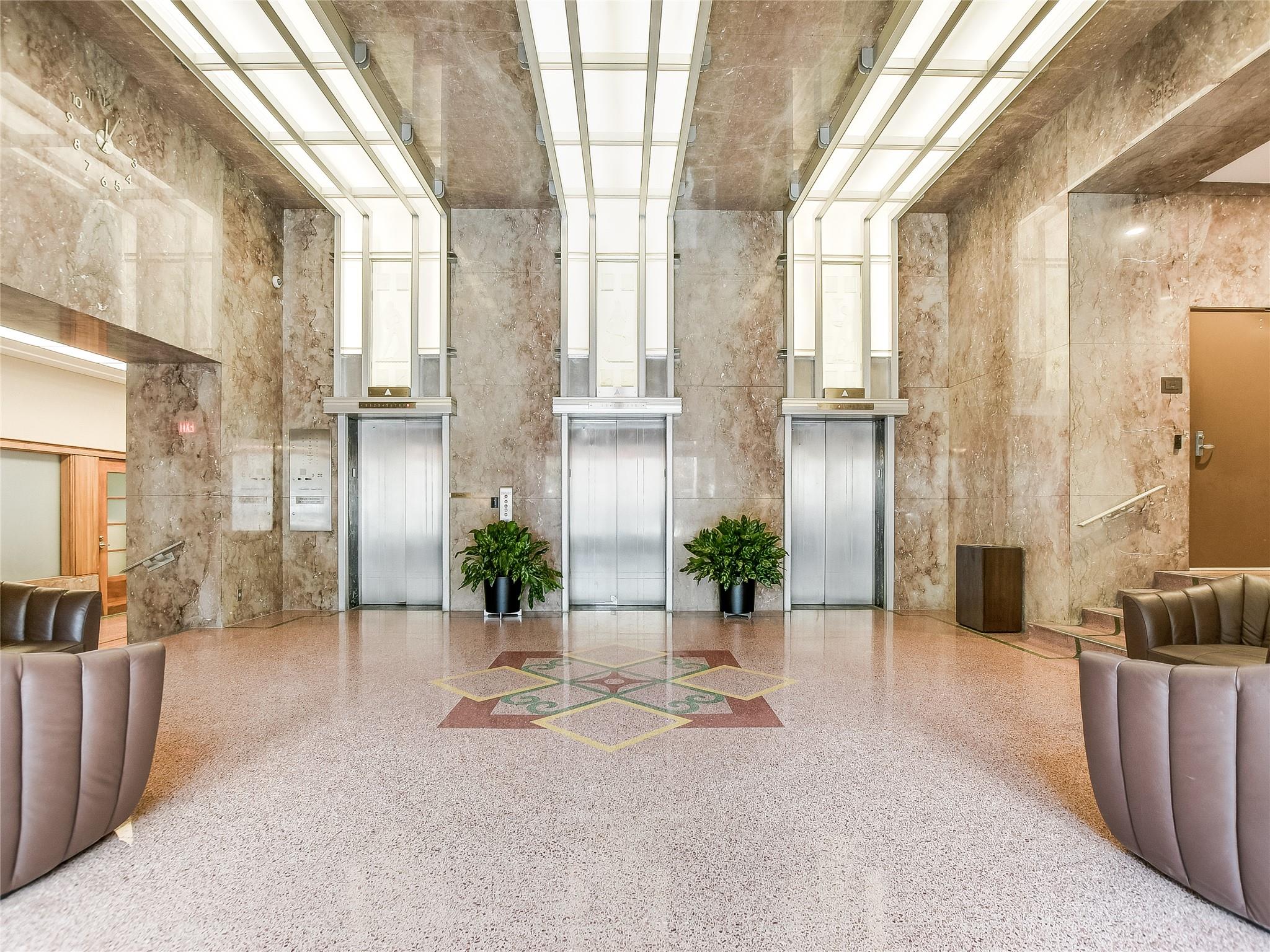 Austin, Texas 78701, United States, 1 Bedroom Bedrooms, ,1 BathroomBathrooms,Residential,Active,232052