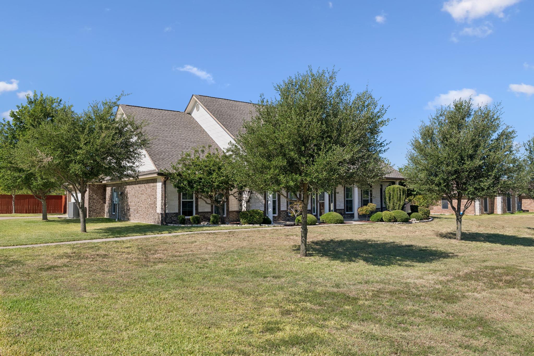 113 Coleton DR