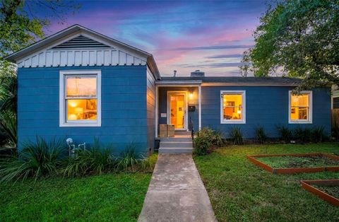 Tiny photo for 811 E 45th ST, Austin, TX 78751 (MLS # 8530696)