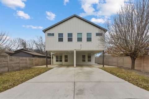 2009 Iroquois LN Austin TX 78741