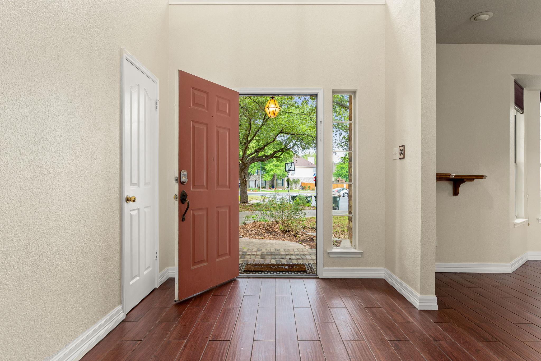 106 S Carriage Hills DR