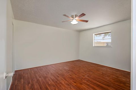 Tiny photo for 302 Venture BLVD S, Lago Vista, TX 78645 (MLS # 6919489)