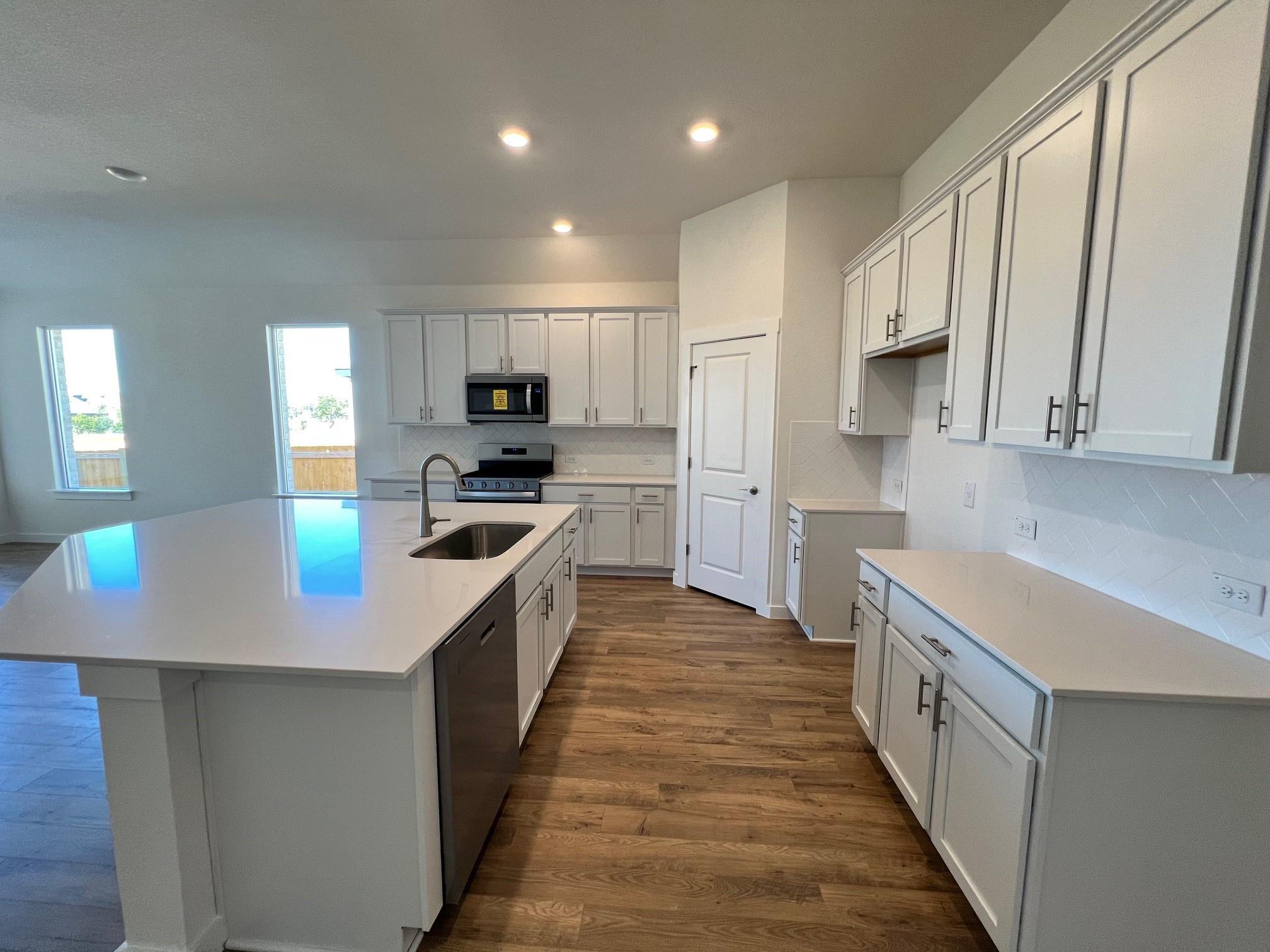 1921 Crooked Creek ST